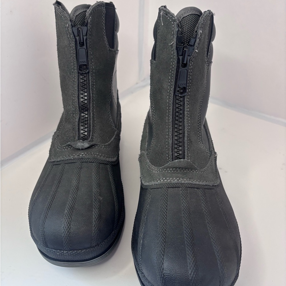 NORTIV8 3M Thinsulate Gray Insulated Boots Size 8